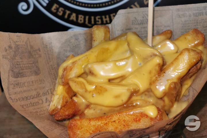 Cheezy - Burgers & Brothers