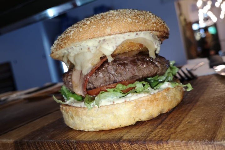 Le Мontagnard - Burgers & Brothers