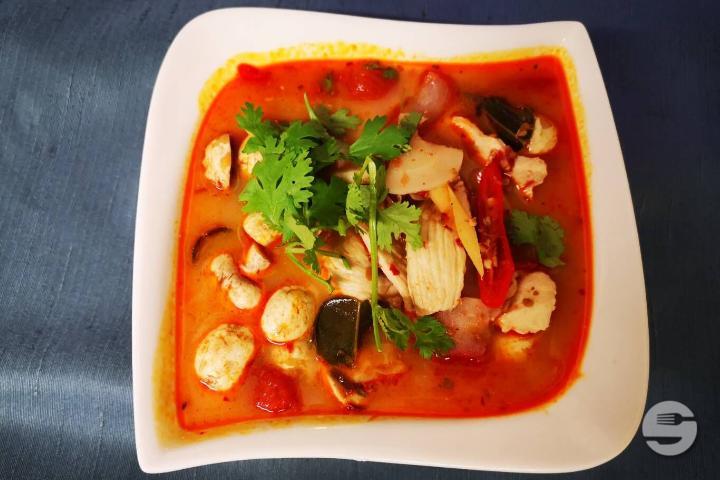 Tom Yam with side dish of your choice - Simply Thai