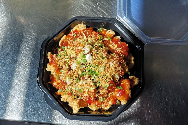 Chicken in Red Wein Sauce - Simply Thai