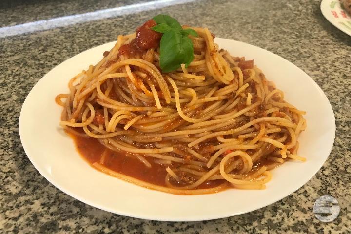 Pasta alla Bolognese - La Casetta da Lorenzo Pascali