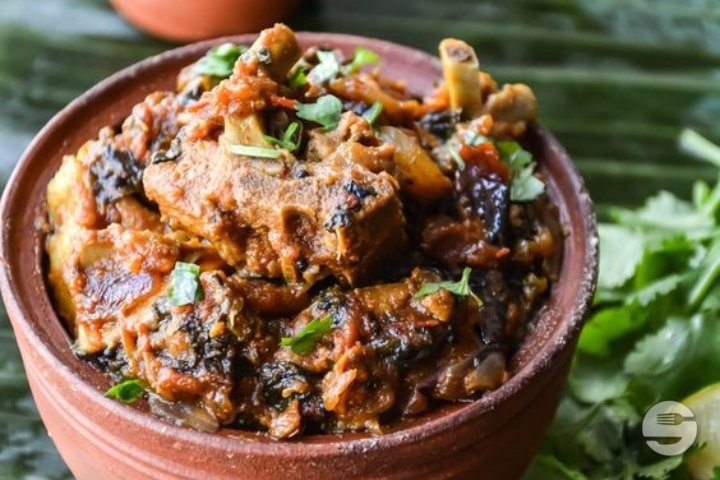 Chicken Saag Gosht - Spice Village