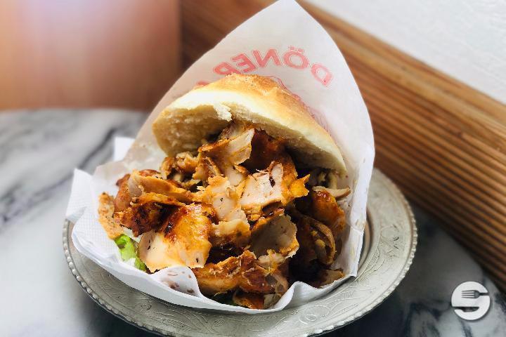 Sandwich agneau veau - Mutlu Kebab