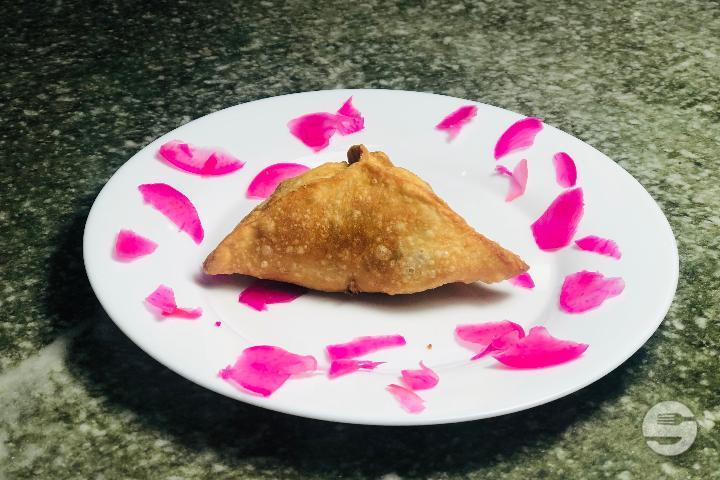 Meat samosa - Le Sultan