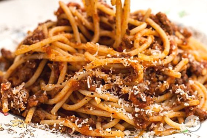 Spaghetti Bolognese - Ristorante Rosengarten