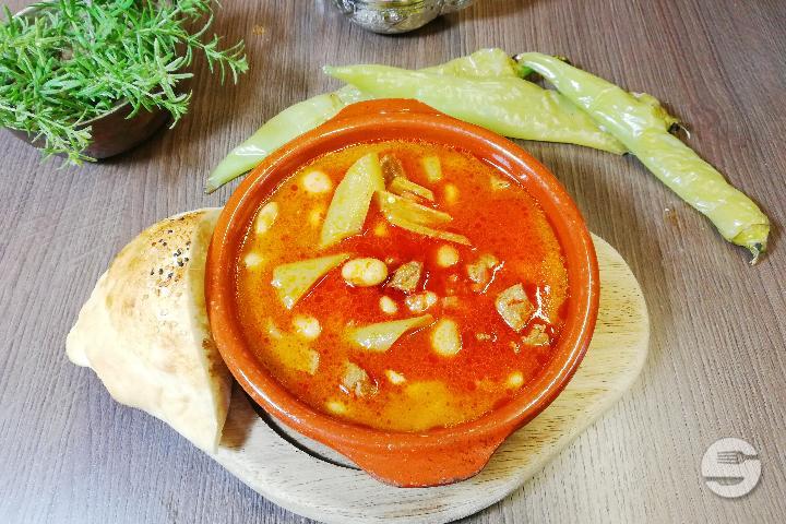 Kuru Fasulye - Istanbul Grill & More Flon