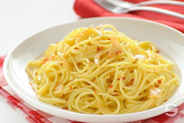 Spaghetti mit Sauce nach Wahl - Berta