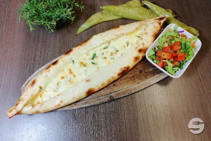 Pidé Fromage - Maxxy Kebab