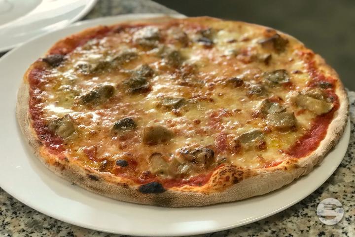 Pizza Arrabiata - Pizza Casa