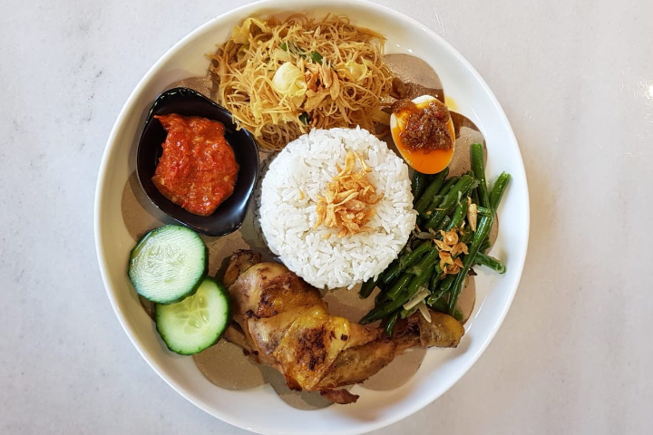 Nasi Uduk - Sendok Garpu