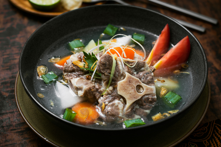 Sop Buntut - Sendok Garpu