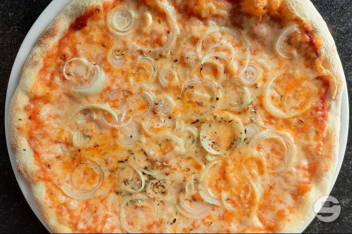 Pizza aux Oignons - Salon de la Gare