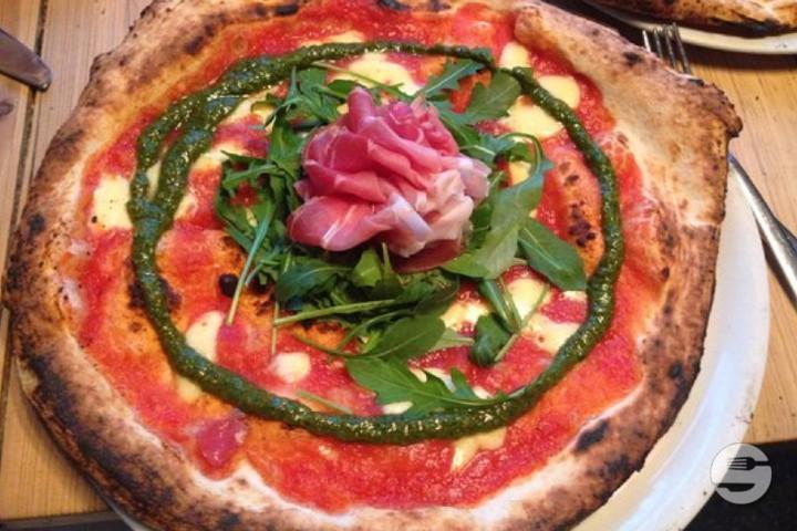 Pizza Proscuitto - Reusszopf Pizzeria