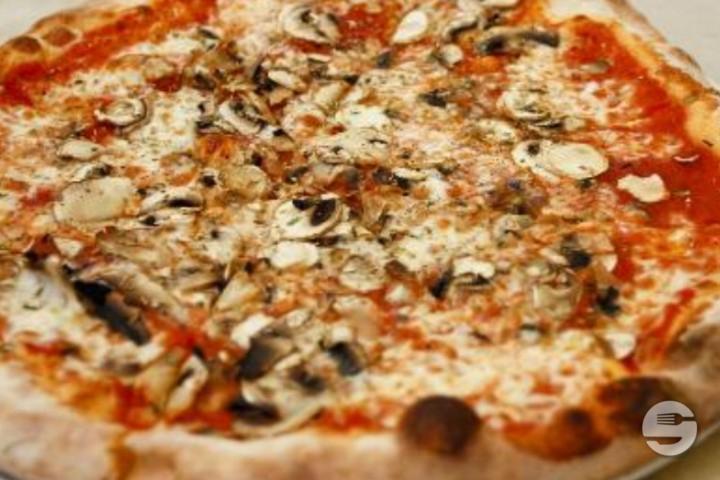 Pizza Capricciosa - Reusszopf Pizzeria