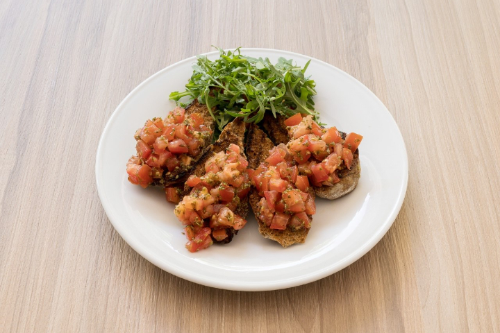 Tomato Bruschette - Panino Giusto