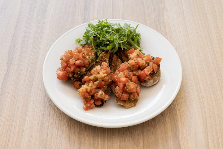 Tomato Bruschette - Panino Giusto