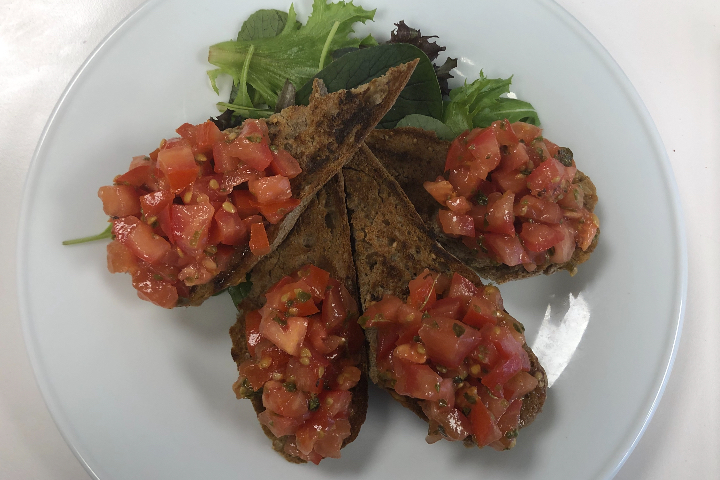 Tomato Bruschette - Panino Giusto