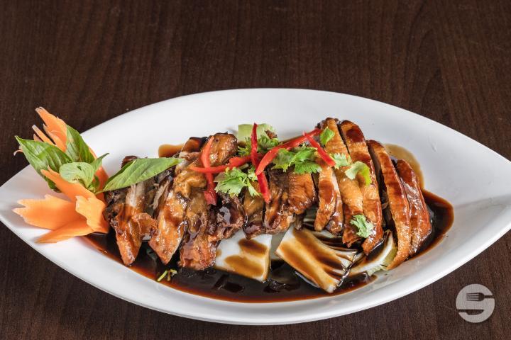 Maboon Lucky Ducky - Maboon Thaï Bistro