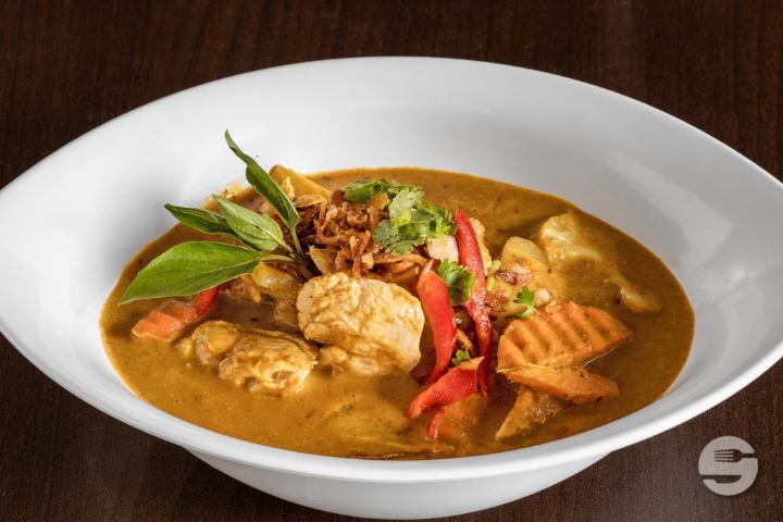 Gaeng Massaman - Maboon Thaï Bistro