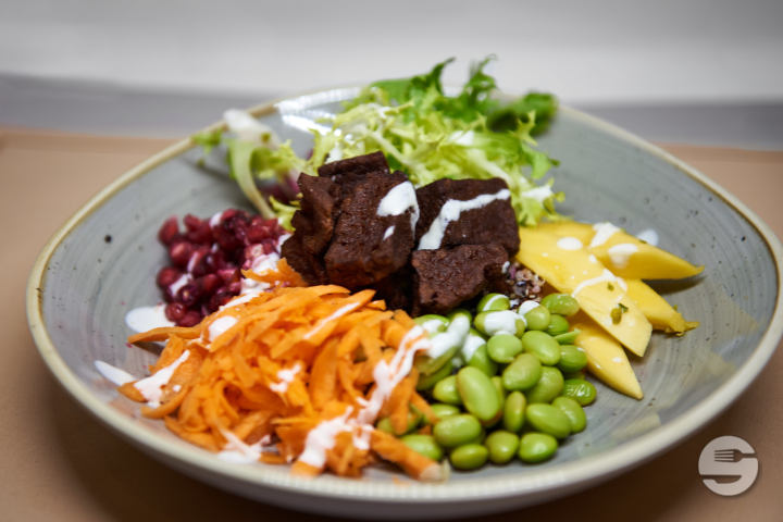 Kebab bowl - Kitchen & Bar by Courtyard