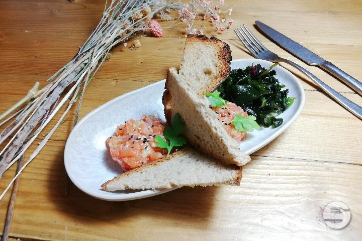 Salmon tartare - Loxton