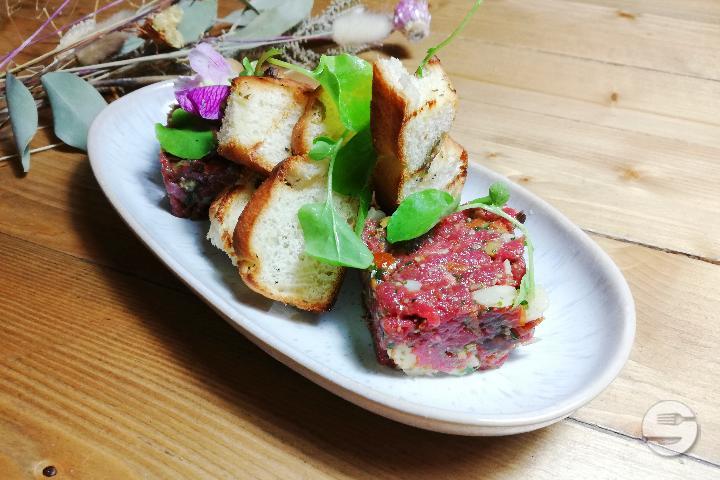 Tartare de boeuf À la Genovese - Loxton