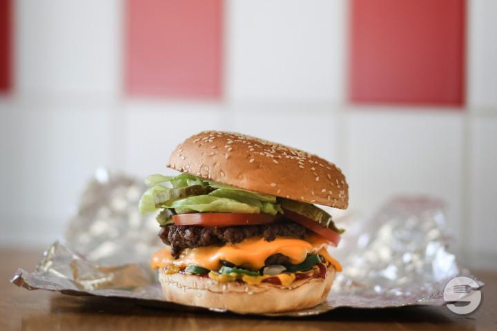 Cheeseburger - Five Guys