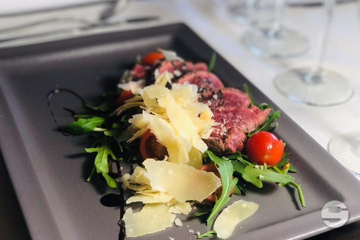 Beef filet Tagliata - Le Petit Lac