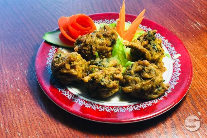 Mixed vegetable pakora - Salsabeel