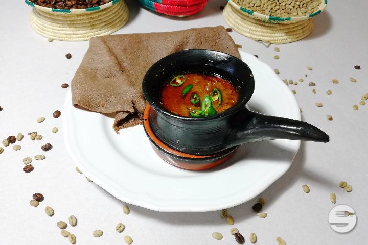 Shiro Injera - Lucy