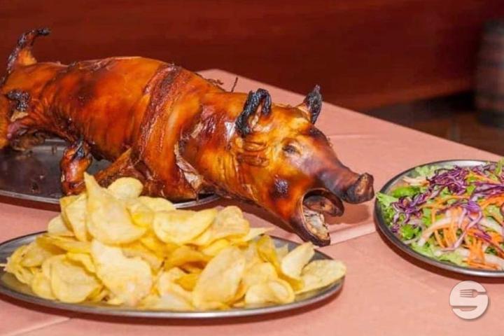 Cochon de lait - Churrasqueira Rei Do Leitao