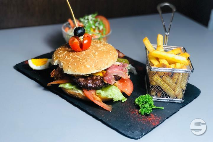 Burger - Beau Site Grill