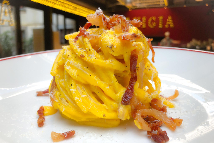 Spaghetti alla Carbonara - ByLÙ by Luigia