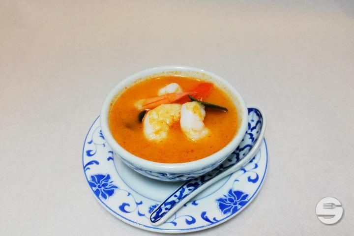 21. Soupe Thaï "Tom Yam Kung" aigre piquante aux crevettes - Tropicana