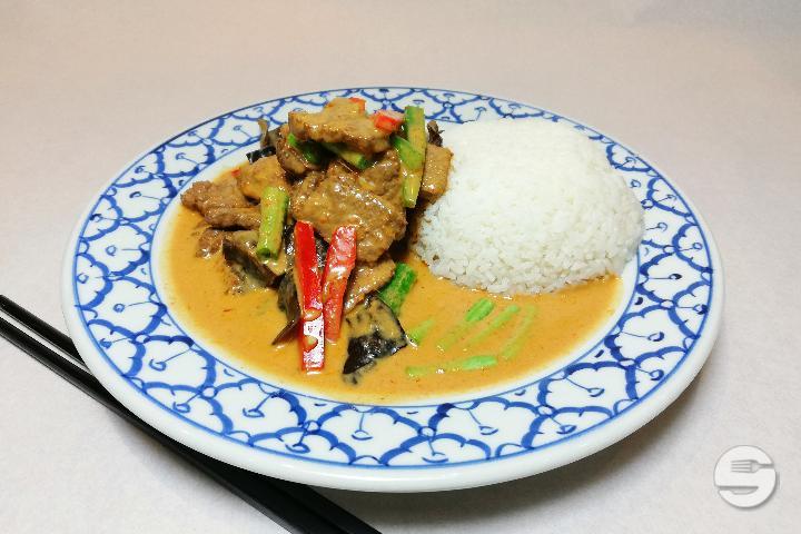 Sauce au curry panang - lait de coco légèrement piquant - Tropicana
