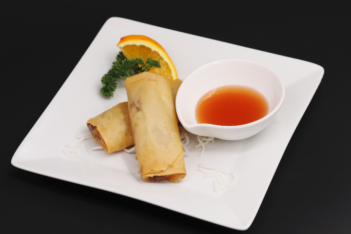 112. Vegetable spring rolls - Les 4 Saisons