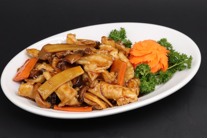 Chinese mushrooms and bamboo roots - Les 4 Saisons