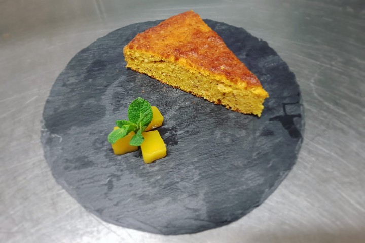 Carrot Cake - Yvonne’s Noodles & Nalapita - Plainpalais