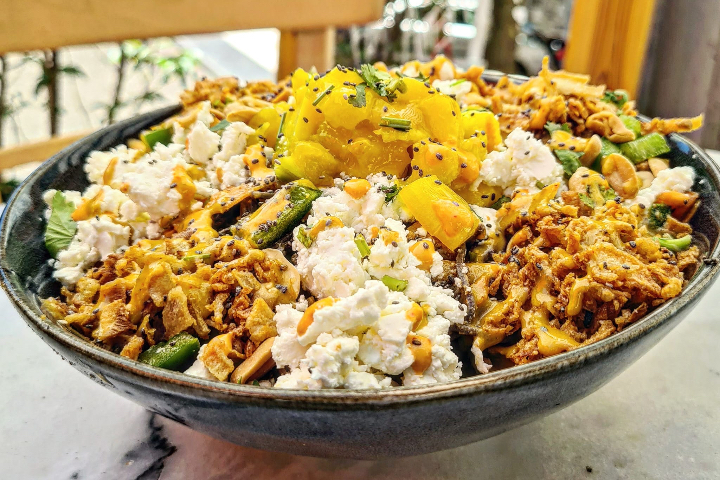Oia Osu Rice Bowl - Yvonne’s Noodles & Nalapita - Plainpalais