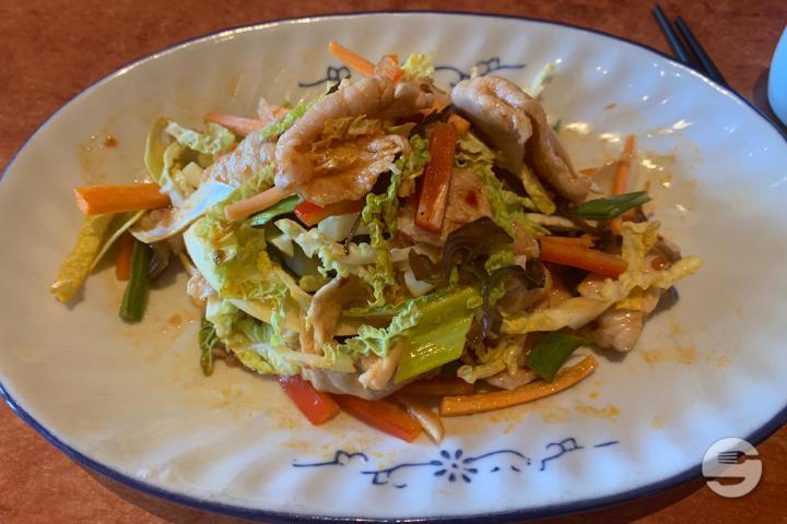 15 Emincé de porc à la sauce piquante - Hochi