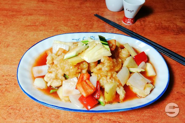 21 Poulet sauce aigre douce - Hochi