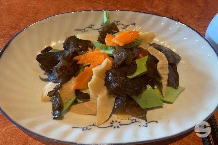74 Pousses de bambous et sauce aux huitres - Hochi