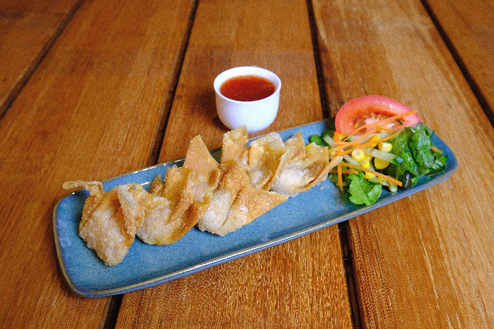 Fried chicken raviolis - Thai Orchidée