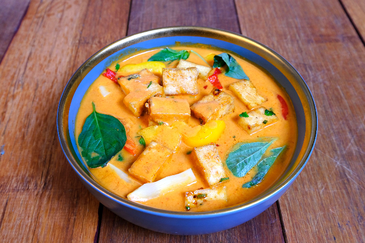 Red curry tofu - Thai Orchidée