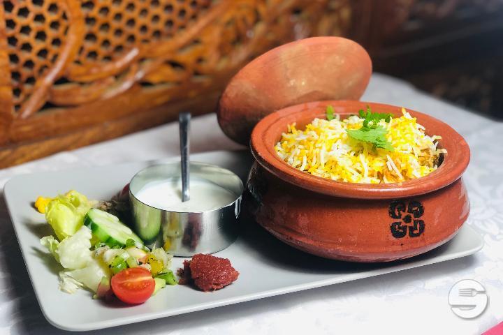 20. Chicken Biryani - Jaipur
