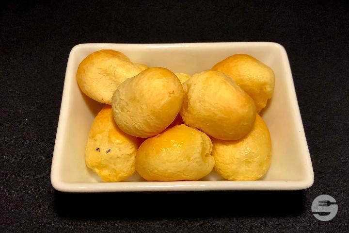 Pão de Queijo - Le Boteco