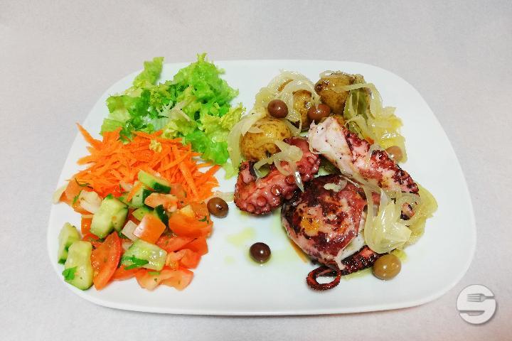 Grilled octopus - Tapo Grill & Pizza