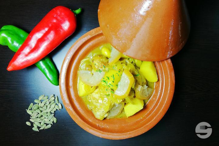 Chicken Tagine with candied lemon - Marrakech