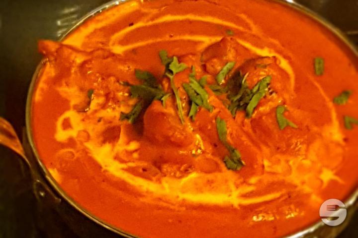 Butter Chicken mit Basmatireis - Urban Spice
