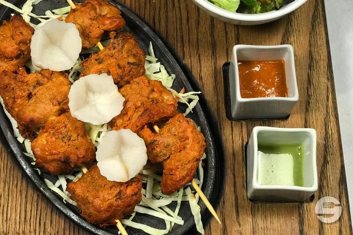 6. Paneer Tikka Salad - Gourmindia